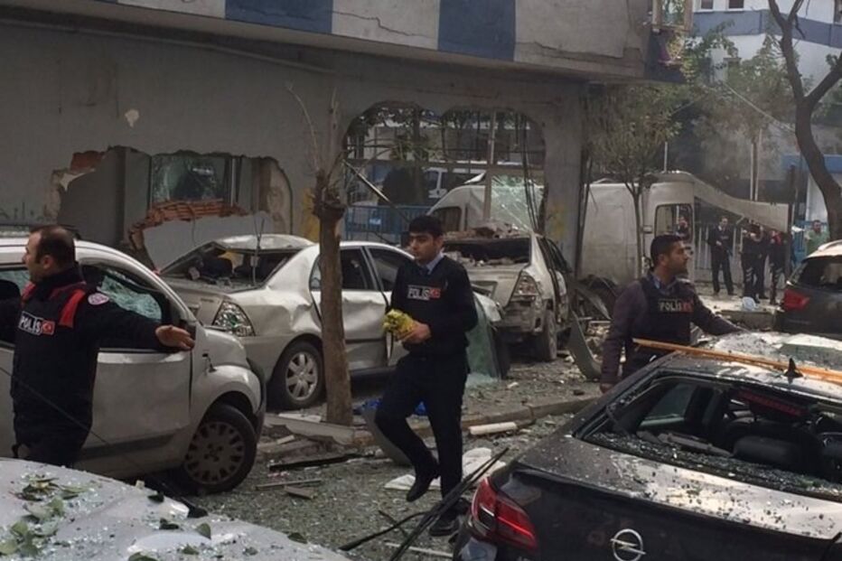 06-10-2016_14_52_12 turq2.jpg