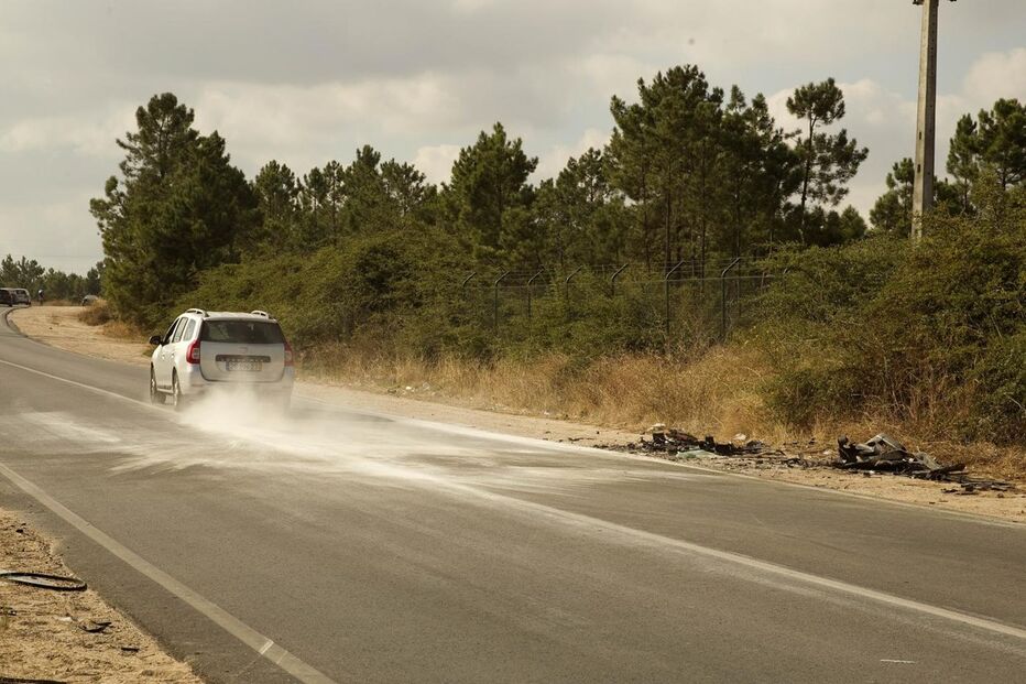 fernão ferro, seixal, acidente, morto, dois feridos, estrada
