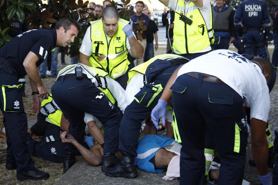 taxistas, manifestação, homem, viaduto