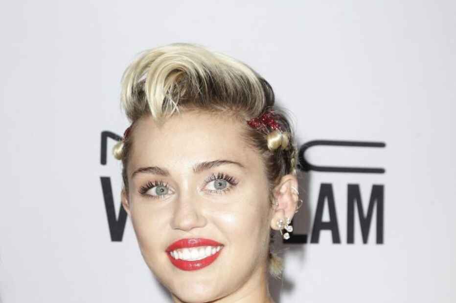 Miley Cyrus, Liam Hemsworth, artes, cultura e entretenimento, namoro