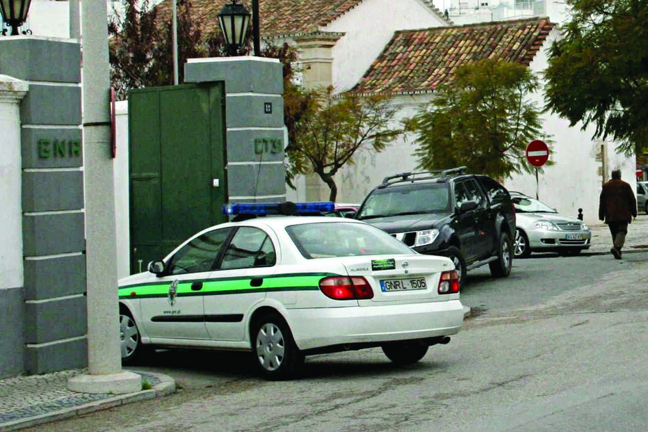 Destacamento Territorial de Faro, carro, polícia
