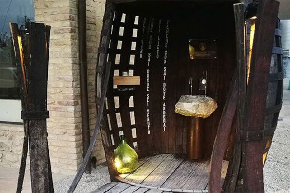 Abruzzo, Itália, fonte de vinho, Dora Sarchese, economia, negócios e finanças