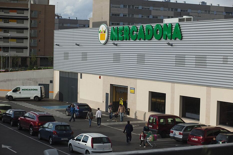 Mercadona, lojas, Portugal, Grande Porto, economia, negócios e finanças