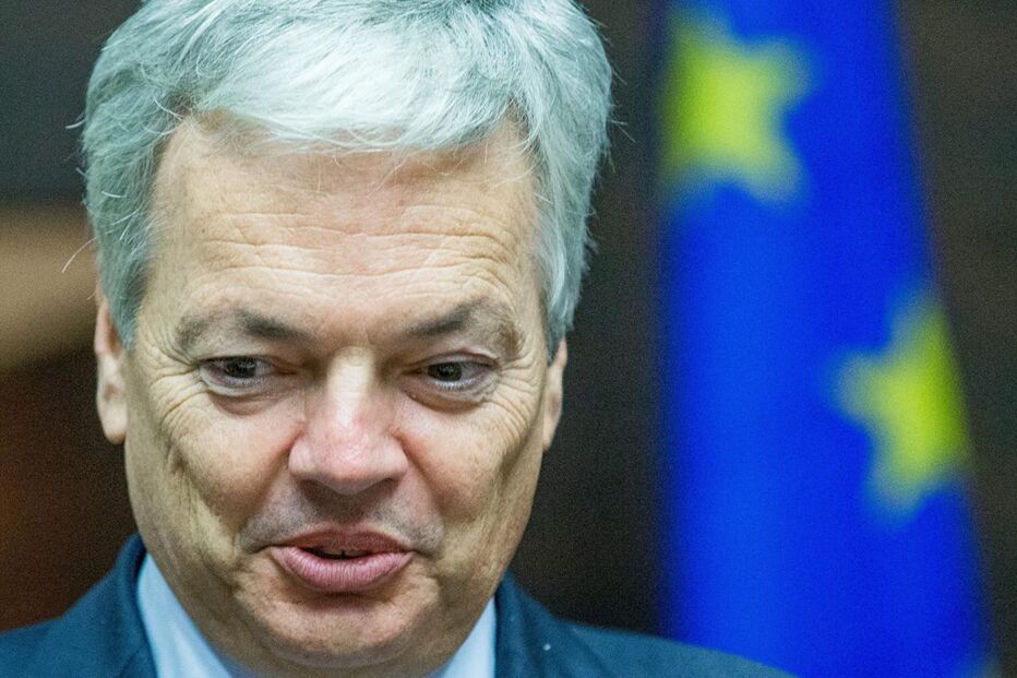 Didier Reynders, conta, Twitter, piratagem, Hey Canada Fuck You, Paul Magnette, Justin Trudeau