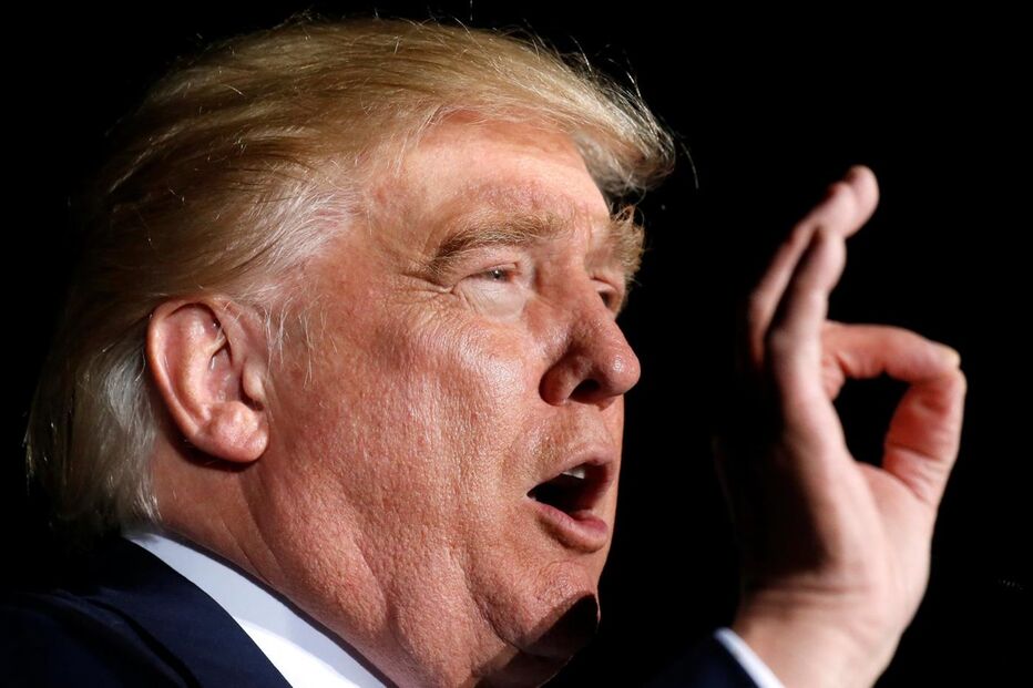 27-10-2016_07_35_28 trump.jpg