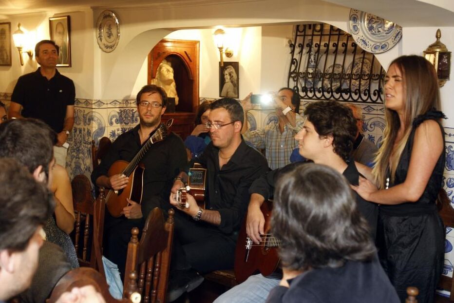 parreirinha de alfama, fado, club, house, lisboa, alfama, lisbon cool, web summit