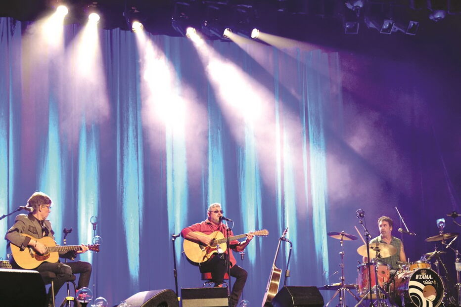 Xutos & Pontapés, Lisboa, Coliseu dos Recreios, Tim, Campo Pequeno, Há Qualquer Coisa, Se Não Tens Abrigo, música