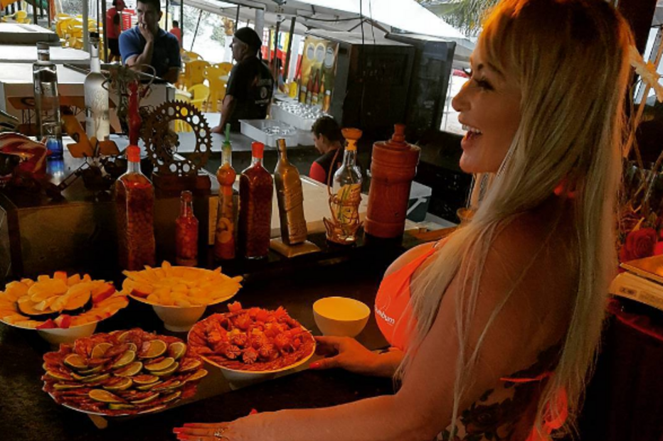 miss bumbum, mãe, filha