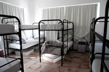 hostel Rich & Poor, Albufeira, Polícia Judiciária, Femke Lucas, Sam Bruijs, Miguel Clemente, fuga, jovens, Algarve, Holanda