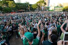 Chapecó, Brasil, Carla Vilembrini, Santo António, Santa Catarina, Argentina, Arena Condá, Cecilio Hans, Medellín, Colômbia, Chapecoense, Taça, Atletico Nacional, Lisboa, economia, negócios e finanças, transportes