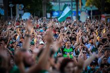 Chapecó, Brasil, Carla Vilembrini, Santo António, Santa Catarina, Argentina, Arena Condá, Cecilio Hans, Medellín, Colômbia, Chapecoense, Taça, Atletico Nacional, Lisboa, economia, negócios e finanças, transportes