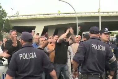 Taxista condenado a três anos de pena suspensa