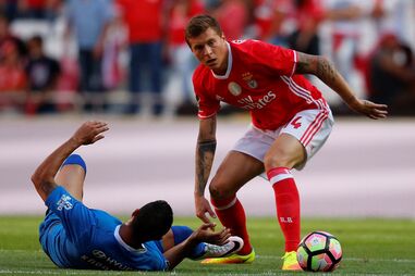 Lindelof, Benfica
