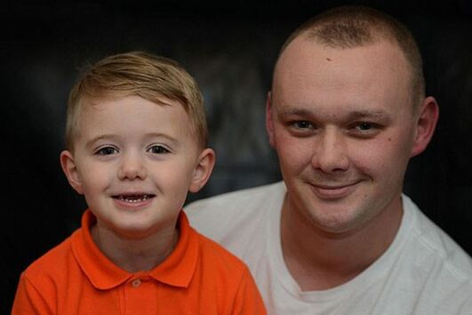 Lenny, Daily Mail, saúde, criança, diabetes, coma, desmaio, açúcar