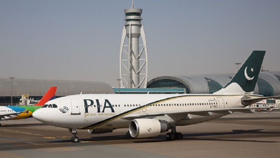 Pakistan Internacional Airlines, Boeing, Toronto, Canadá, Lahore, Paquistão, aterragem de emergência, casas de banho, entupimento, transportes, aviação
