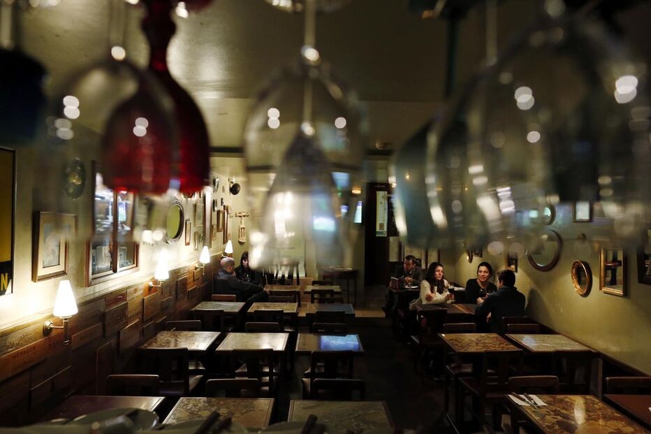 Artis Wine Bar, Bairro Alto, Rua Diário de Notícias, Portugal, Web Summit, Lisbon Cool, Lisbon Guide