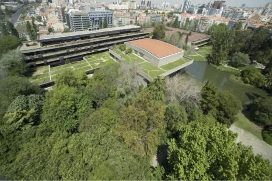 gulbenkian, foudation, gardens, lake