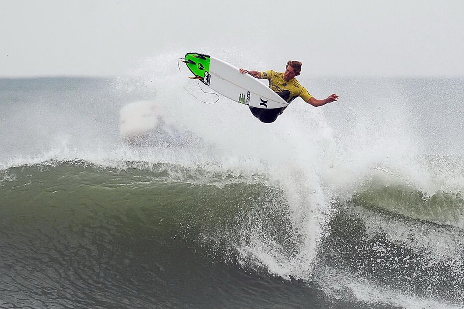 john john florence, surfer, champion, peniche