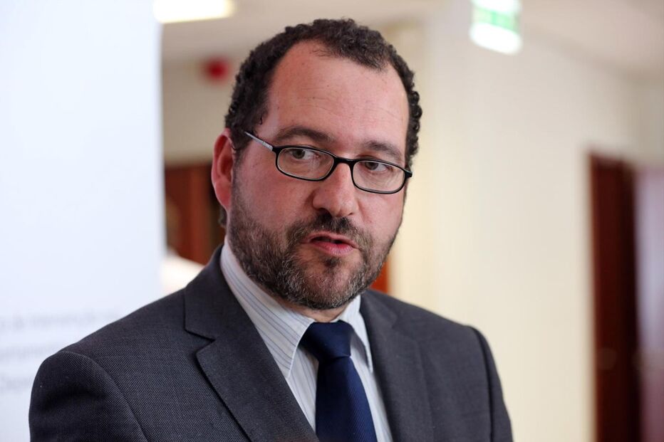 secretário de Estado da Educação João Costa, João Costa, política, reutilização, manuais escolares, economia, negócios e finanças, educação