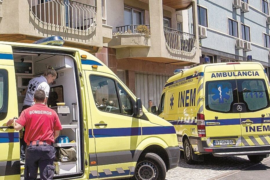 ambulância, fuga, contramão, INEM, Lisboa