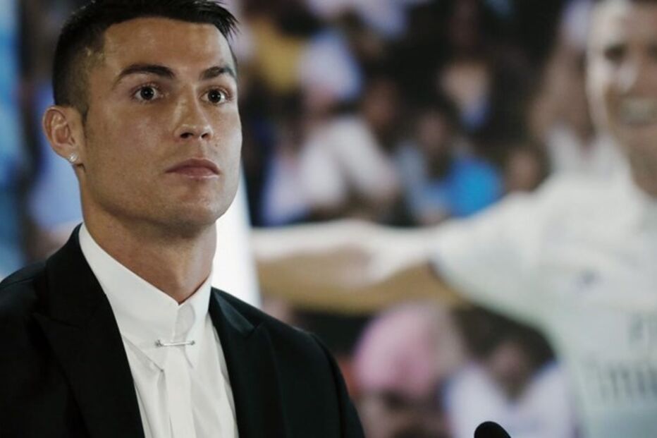 Cristiano Ronaldo, CR7, contrato, Real Madrid, Santiago Barnabeu, jogador, futebol