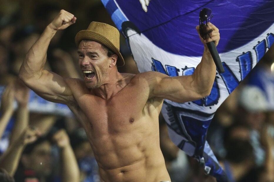 Fernando Madureira, Instituto Superior Universitário da Maia, ISMAI, claque, líder, superdragões