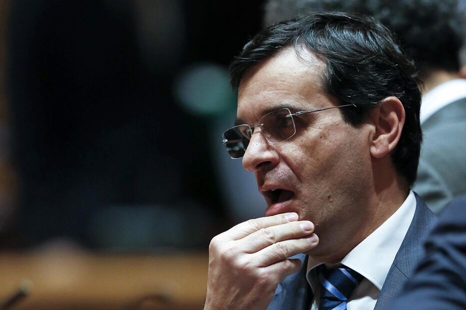 SNS, Adalberto Campos Fernandes, e da Saúde, Orçamento do Estado, Tempos Máximos de Resposta, Serviço Nacional de Saúde, Portugal, saúde