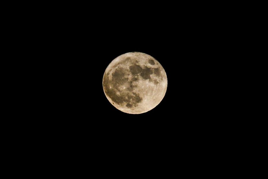 superlua, Portugal