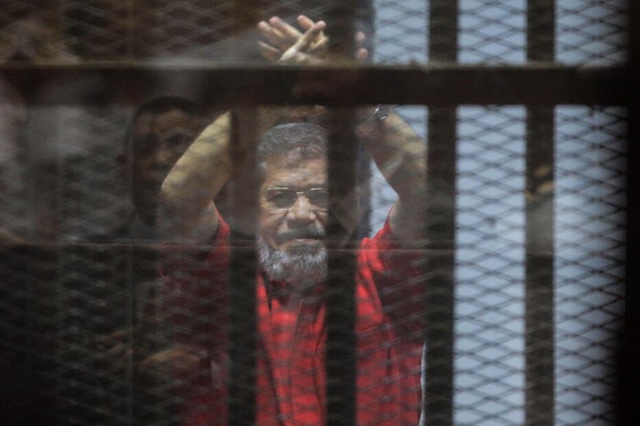 Mohamed Morsi, Irmandade Muçulmana Mohamed Badie, crime, lei e justiça, punição / sentença