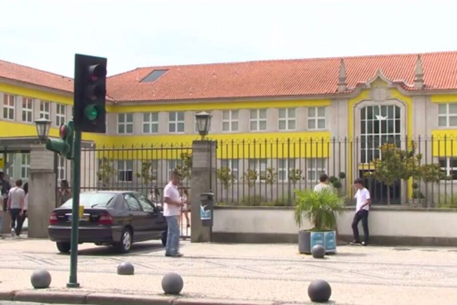Escola Secundária Alves Martins, Viseu, PSP, Parque da Cidade, crime, tráfico de droga, detenção