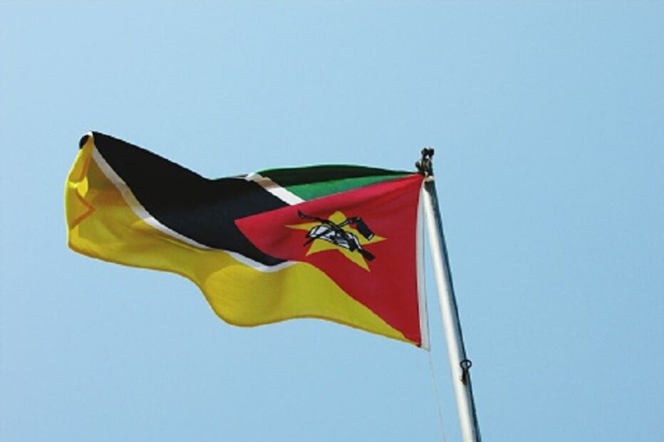 Moçambique, acidentes e desastres, explosão, camião, mortos