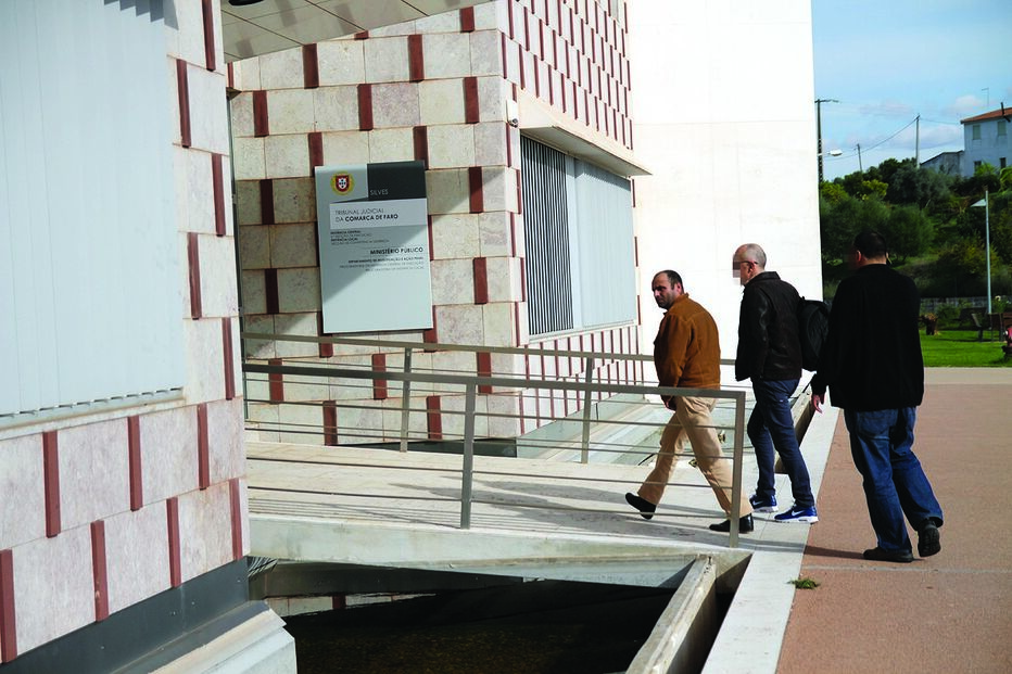 24-11-2016_04_30_30 Imagem alg10a.jpg