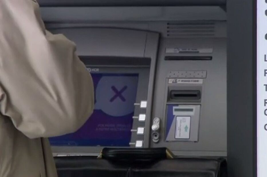 PSP, Margem Sul do Tejo, Cova da Piedade, Lisboa, Almada, Polícia Judiciária, SIBS, Espanha, banca, burla informática, multibanco