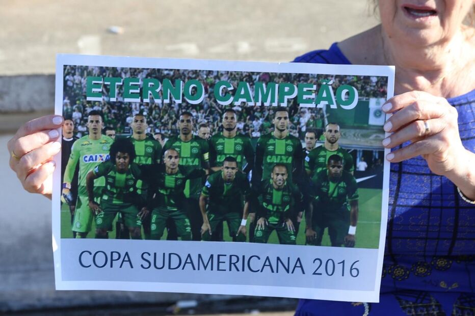 Chapecó, Brasil, Carla Vilembrini, Santo António, Santa Catarina, Argentina, Arena Condá, Cecilio Hans, Medellín, Colômbia, Chapecoense, Taça, Atletico Nacional, Lisboa, economia, negócios e finanças, transportes