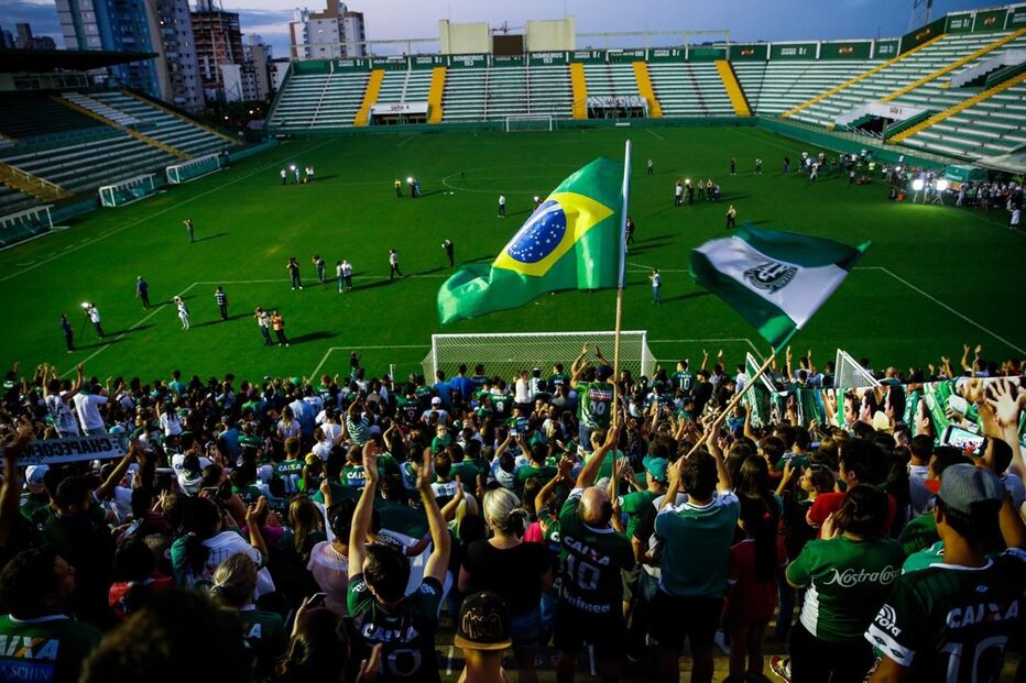 Chapecó, Brasil, Carla Vilembrini, Santo António, Santa Catarina, Argentina, Arena Condá, Cecilio Hans, Medellín, Colômbia, Chapecoense, Taça, Atletico Nacional, Lisboa, economia, negócios e finanças, transportes