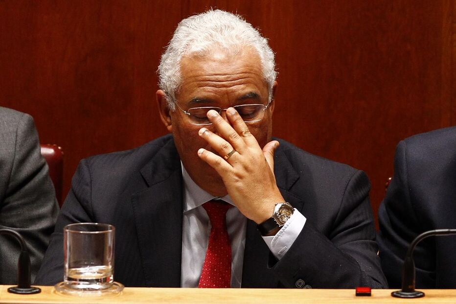 Governo, secretário de Estado dos Assuntos Parlamentares, Assuntos Regionais, António Costa, ex-secretário de Estado da Juventude e Desporto, Ministério da Educação, Assuntos Parlamentares, Pedro Nuno Santos, Carla Fernandes, Mariana Vieira da Silva, Costa, assessora de Ana Paula Vitorino, secretária de Estado dos Transportes, Fausto Coutinho, Ana Paula Vitorino, Universidade Lusófona de Lisboa, política, governo (sistema), executivo (governo)