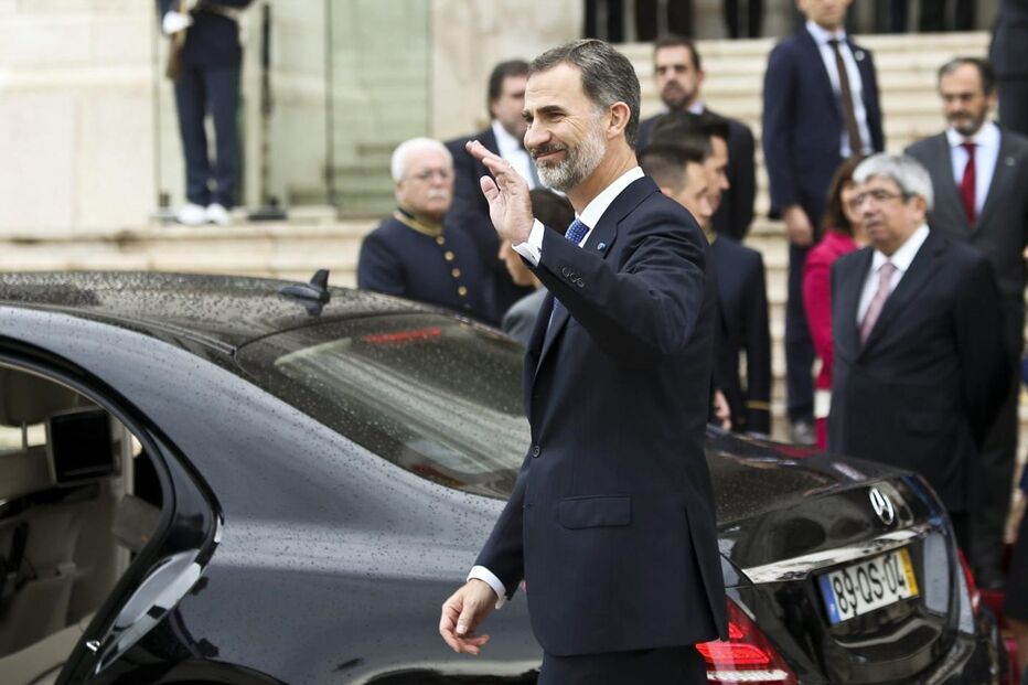 Reis de Espanha recebidos na Assembleia da República