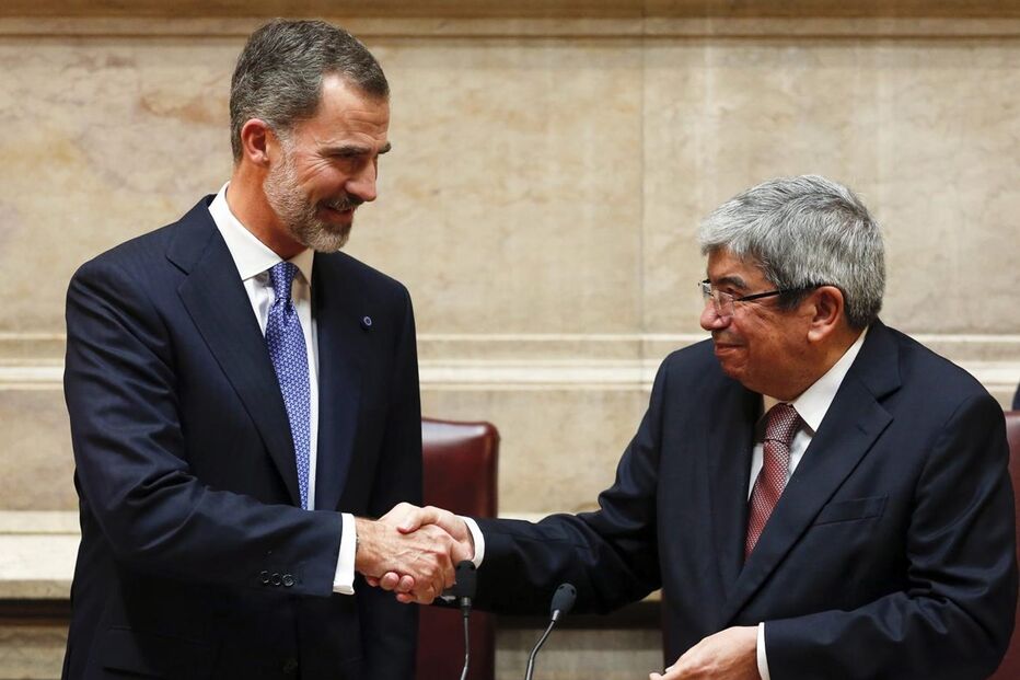 Reis de Espanha recebidos na Assembleia da República