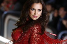 Irina Shayk, Bradley Cooper, Victoria Secret Fashion Show