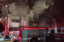 Incêndio mortal em festa num armazém dos EUA