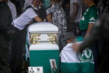 Velório, jogadores, Chapecoense, Brasil, acidente aéreo, Colômbia