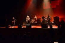 UHF, concerto, Centro Cultural Olga Cadaval, Rua do Carmo, Noites Negras de Azul, António Manuel Ribeiro, música, artes, cultura e entretenimento