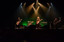 UHF, concerto, Centro Cultural Olga Cadaval, Rua do Carmo, Noites Negras de Azul, António Manuel Ribeiro, música, artes, cultura e entretenimento