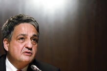 Governo, Caixa Geral de Depósitos, Paulo Macedo, Conferência, Ministério das Finanças, Rui Vilar, Caixa, questões sociais, política, economia, negócios e finanças