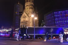 19-12-2016_20_01_18 camião alemanha.jpg