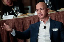 21-12-2016_13_56_31 14 - Jeff Bezos.jpg