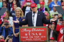 Kellyanne Conway foi a primeira mulher diretora de campanha na história dos Estados Unidos que viu o seu candidato a conquistar a Casa Branca