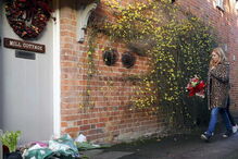 Fãs prestam homenagem a George Michael