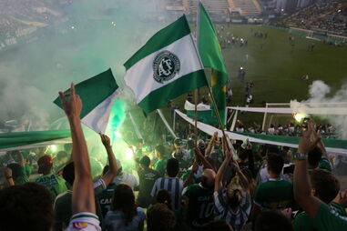 Chapecoense, pedidos, sócios, Arena Condá, Umbro, desporto, futebol