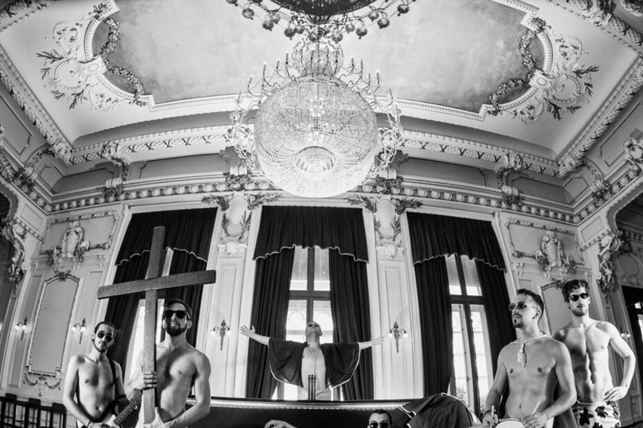 atletas, nu, propinas